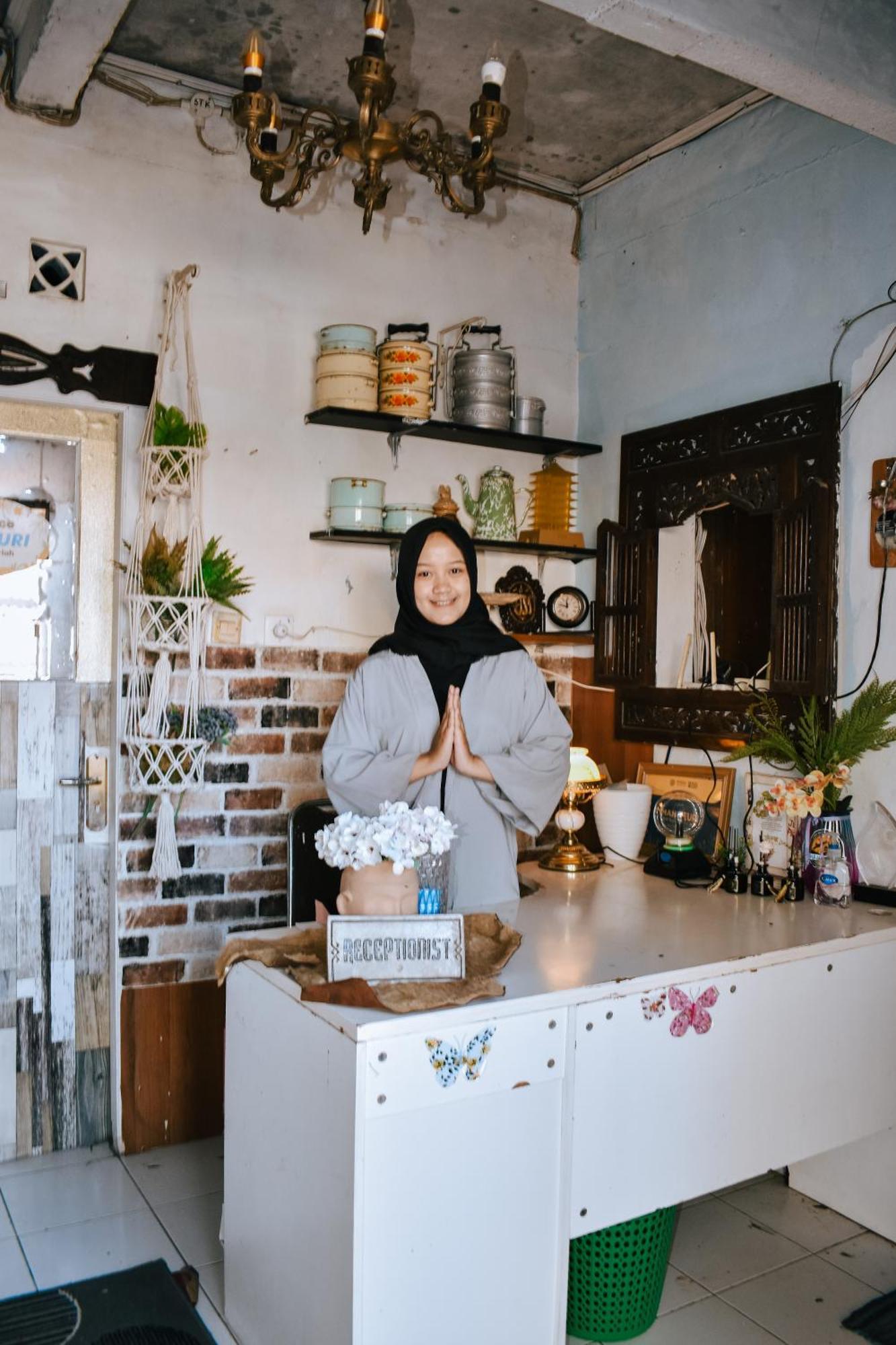 Imah Seuri By Kaya Rooms Tutugan Exterior photo